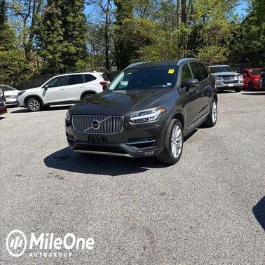 Gray Metallic 2018 Volvo XC90 T6 Inscription
