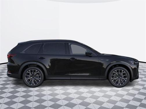 2025 Mazda CX-70 PHEV Premium Package