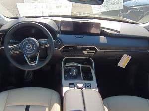 2025 Mazda CX-70 PHEV Premium Package