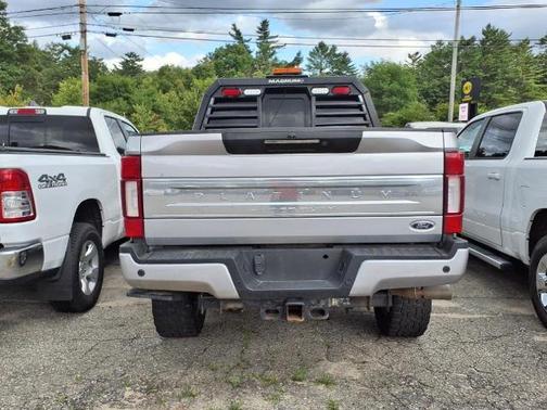 2022 Ford F-350 PLATINUM