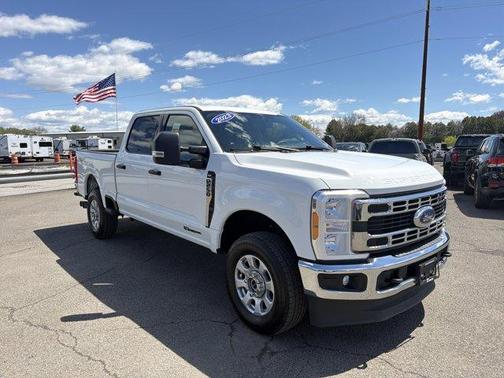 White 2023 Ford F-250 XLT