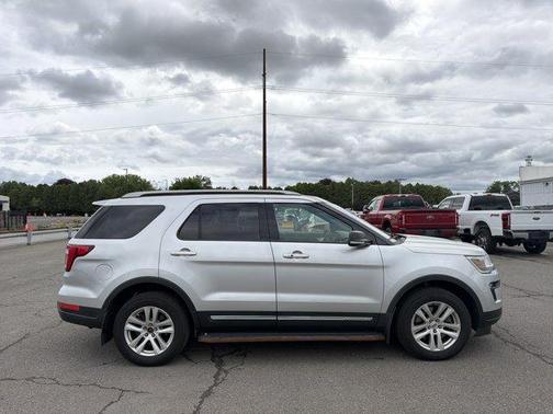 Ingot Silver 2019 Ford Explorer XLT