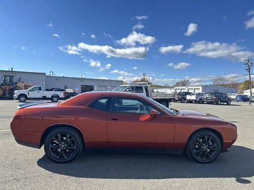 2021 Dodge Challenger SXT
