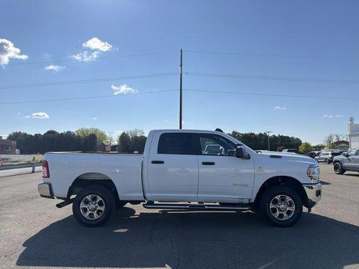 Bright White Clearcoat 2024 RAM 2500 Big Horn