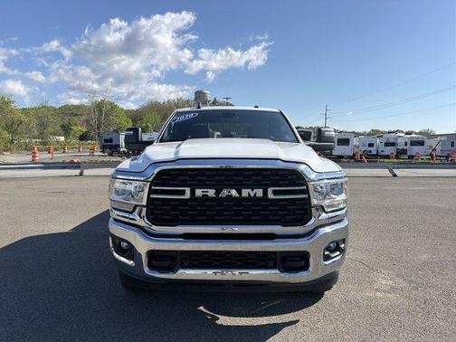 Bright White Clearcoat 2024 RAM 2500 Big Horn