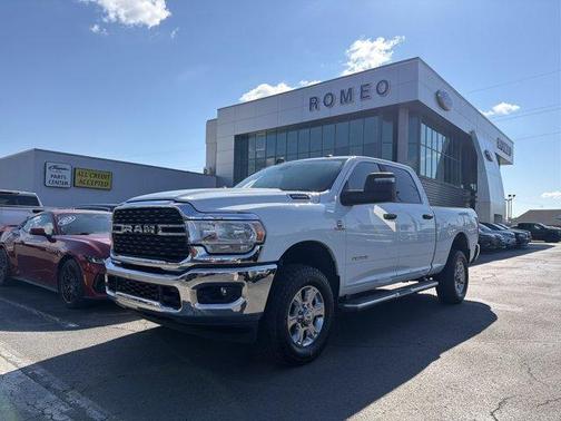Bright White Clearcoat 2024 RAM 2500 Big Horn