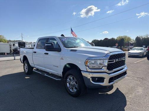 Bright White Clearcoat 2024 RAM 2500 Big Horn