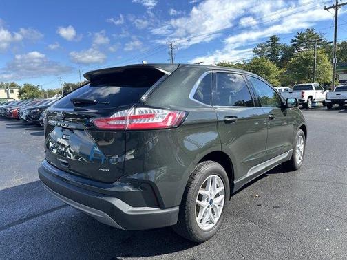 2022 Ford Edge SEL
