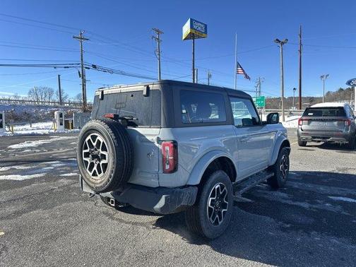 2023 Ford Bronco Outer Banks