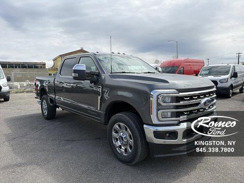 Carbonized Gray Metallic 2026 Ford F-350 Super Duty