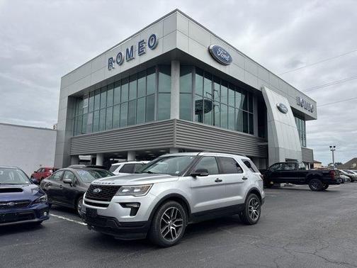 2018 Ford Explorer sport