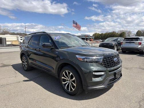 Green 2022 Ford Explorer ST-Line
