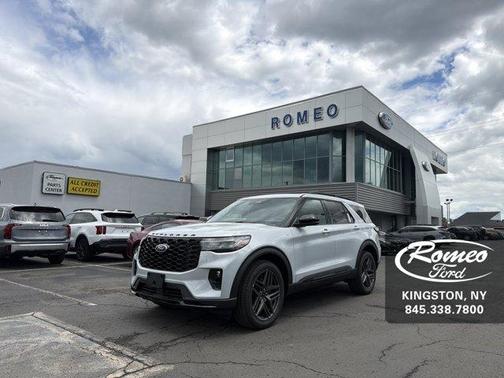 Space White Metallic 2026 Ford Explorer ST-Line