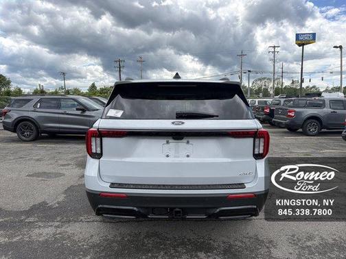 Space White Metallic 2026 Ford Explorer ST-Line
