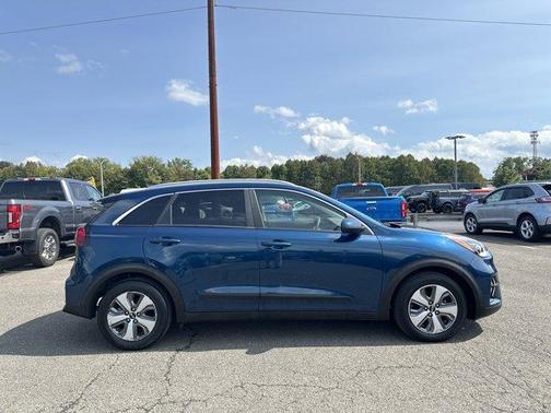 2020 Kia Niro LX