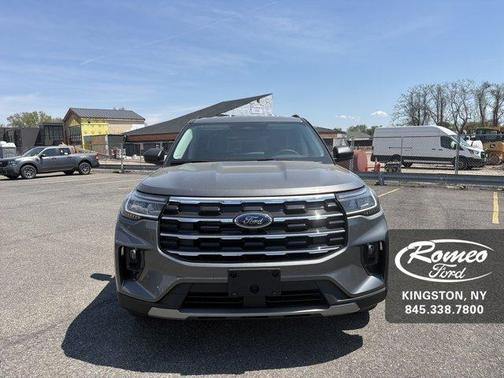 Carbonized Gray Metallic 2026 Ford Explorer Active