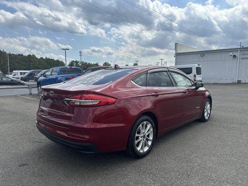 2019 Ford Fusion Hybrid SE