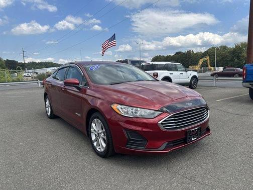 2019 Ford Fusion Hybrid SE