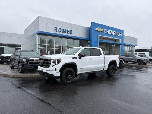 Summit White 2022 GMC Sierra 1500 AT4