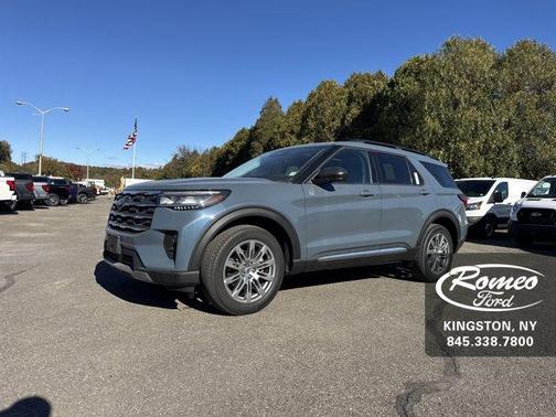 2025 Ford Explorer Active