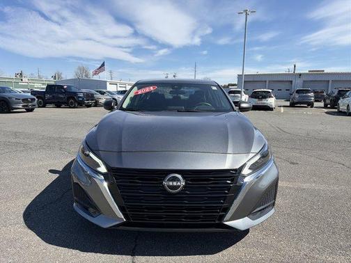 Gun Metallic 2024 Nissan Altima 2.5 SV