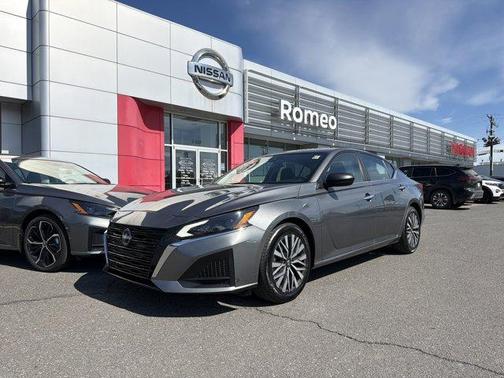 Gun Metallic 2024 Nissan Altima 2.5 SV