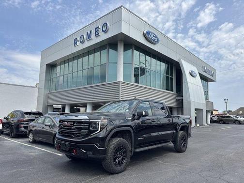 2022 GMC Sierra 1500 AT4