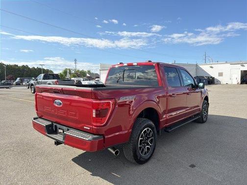 Red Metallic 2022 Ford F-150 XLT