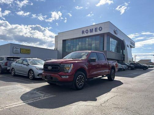 Red Metallic 2022 Ford F-150 XLT