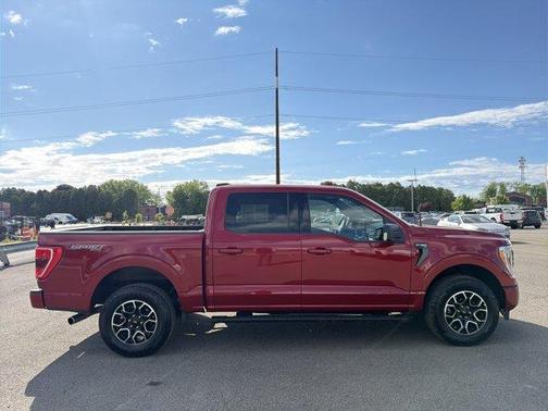 Red Metallic 2022 Ford F-150 XLT