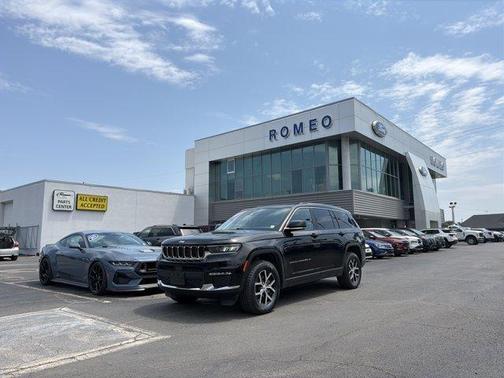 Diamond Black 2023 Jeep Grand Cherokee L Limited