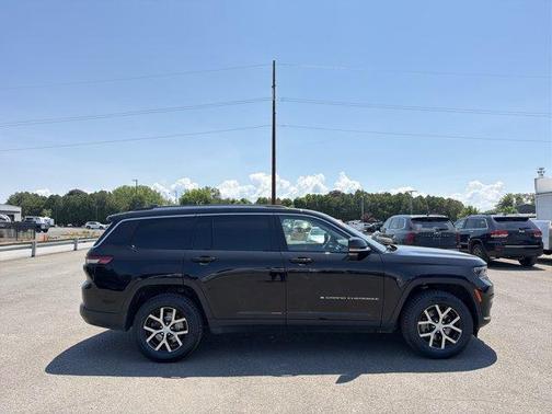 Diamond Black 2023 Jeep Grand Cherokee L Limited