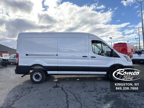 2026 Ford Transit-250 148 WB Medium Roof Cargo