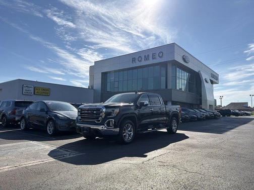 Onyx Black 2019 GMC Sierra 1500 SLT