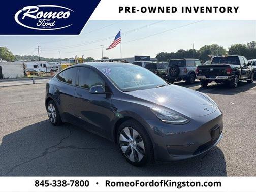 Gray 2022 Tesla Model Y Long Range