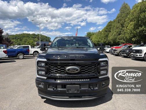 Agate Black Metallic 2026 Ford F-350 Super Duty