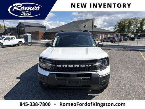 Oxford White 2026 Ford Bronco Sport Outer Banks
