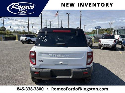 Oxford White 2026 Ford Bronco Sport Outer Banks