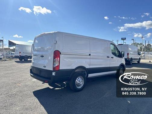 2026 Ford Transit-250 
