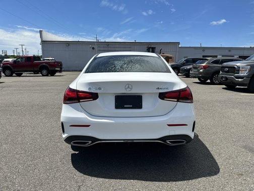 2022 Mercedes-Benz A-Class A 220 4MATIC