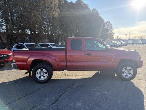 2013 Toyota Tacoma Base