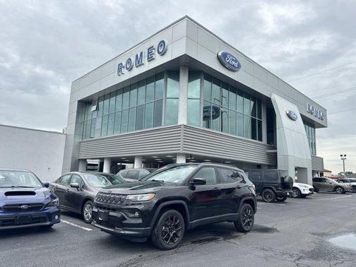 2022 Jeep Compass Altitude