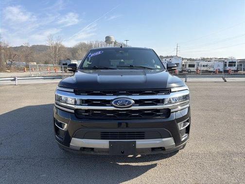 Black Metallic 2022 Ford Expedition Limited