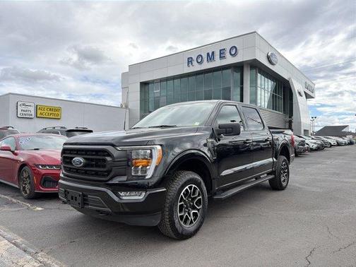 Black Metallic 2022 Ford F-150 XLT