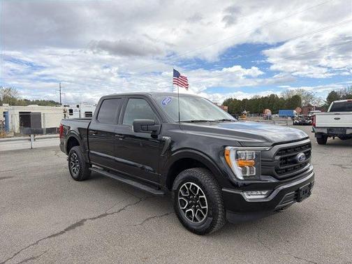 Black Metallic 2022 Ford F-150 XLT