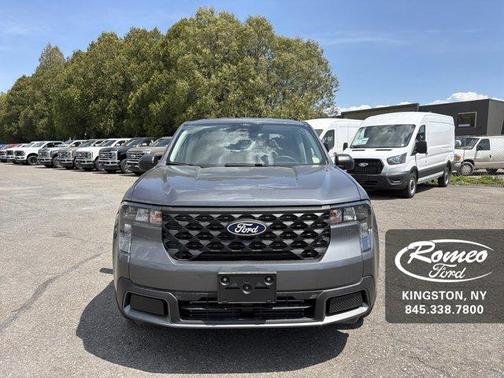 Carbonized Gray Metallic 2026 Ford Maverick XLT