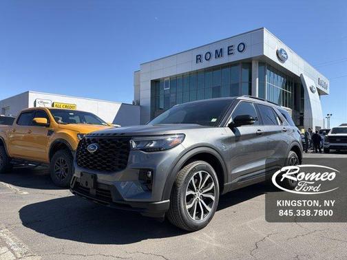 Carbonized Gray Metallic 2026 Ford Explorer ST-Line