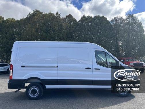 2026 Ford Transit-250 148 WB Medium Roof Cargo