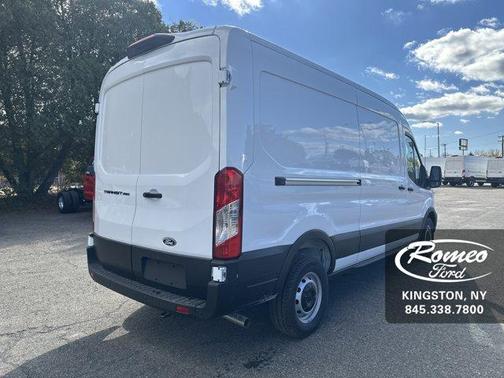 2026 Ford Transit-250 148 WB Medium Roof Cargo