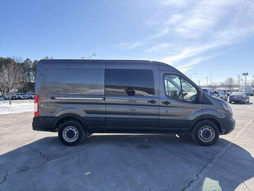 2019 Ford Transit-250 148 WB Medium Roof Cargo